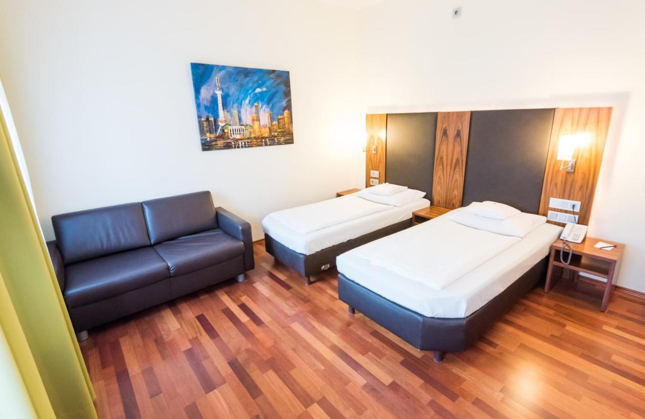 Hotel Stuttgart 21 Kamer foto